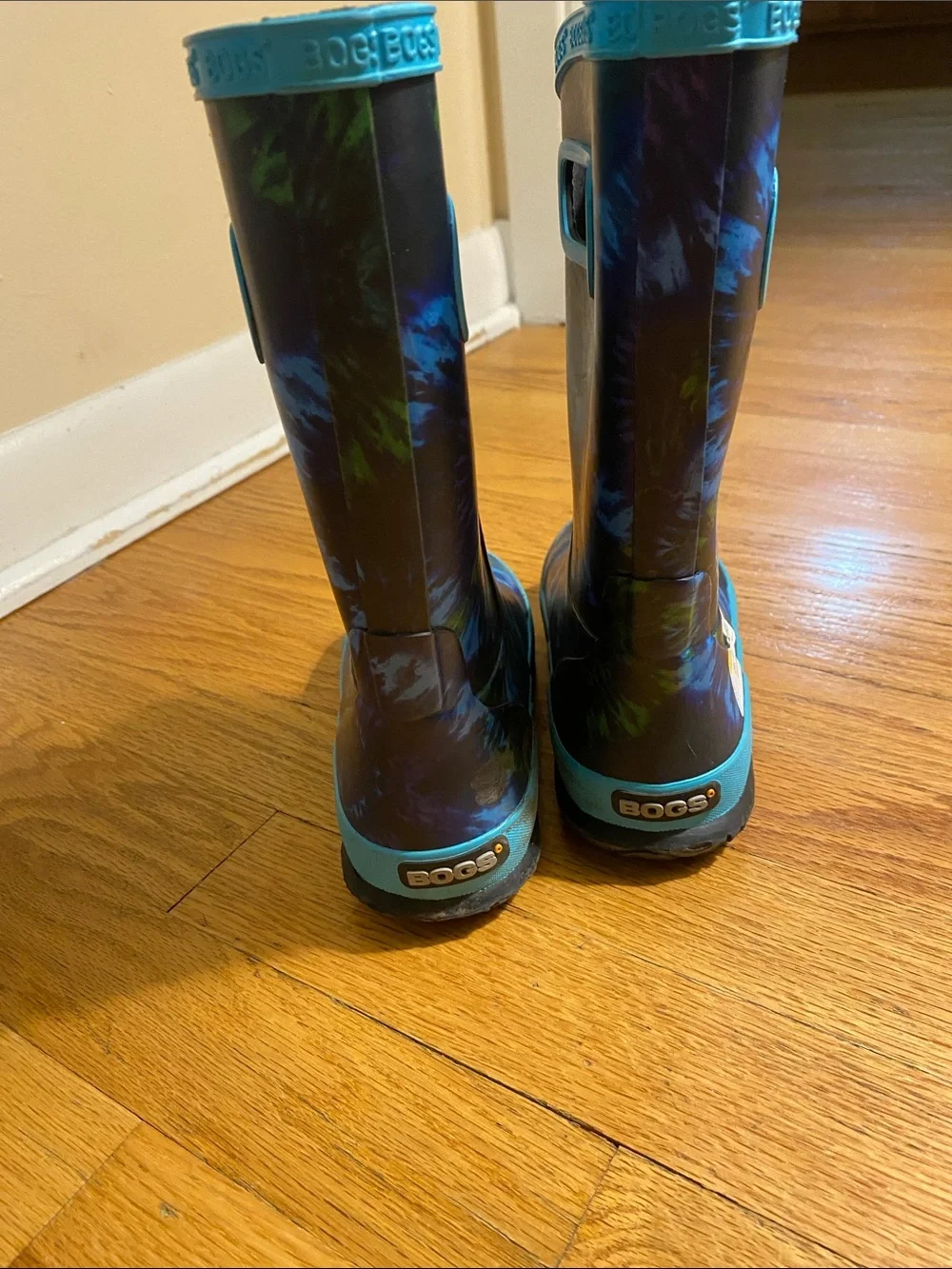 Bogs Kids Tie-Dye Rain Boots in Blue and Green